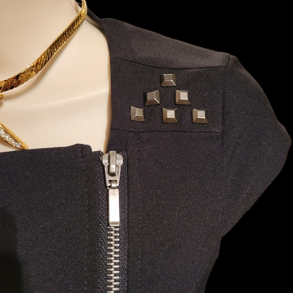 NWOT Suzy Shier S Dress Mini Black with Diagonal Zipper and Studs on Shoulders - Picture 7 of 14